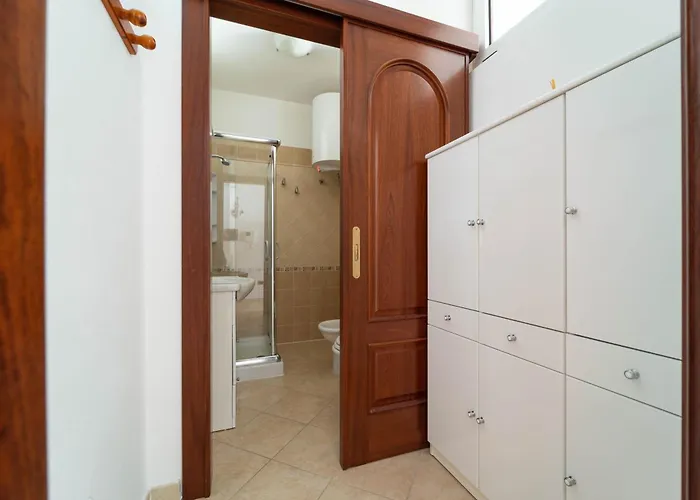 Miraflores Apartament *